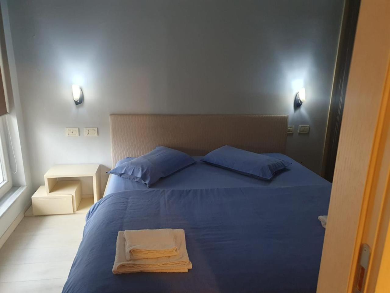 Down Town Tirana Apartment Center מראה חיצוני תמונה